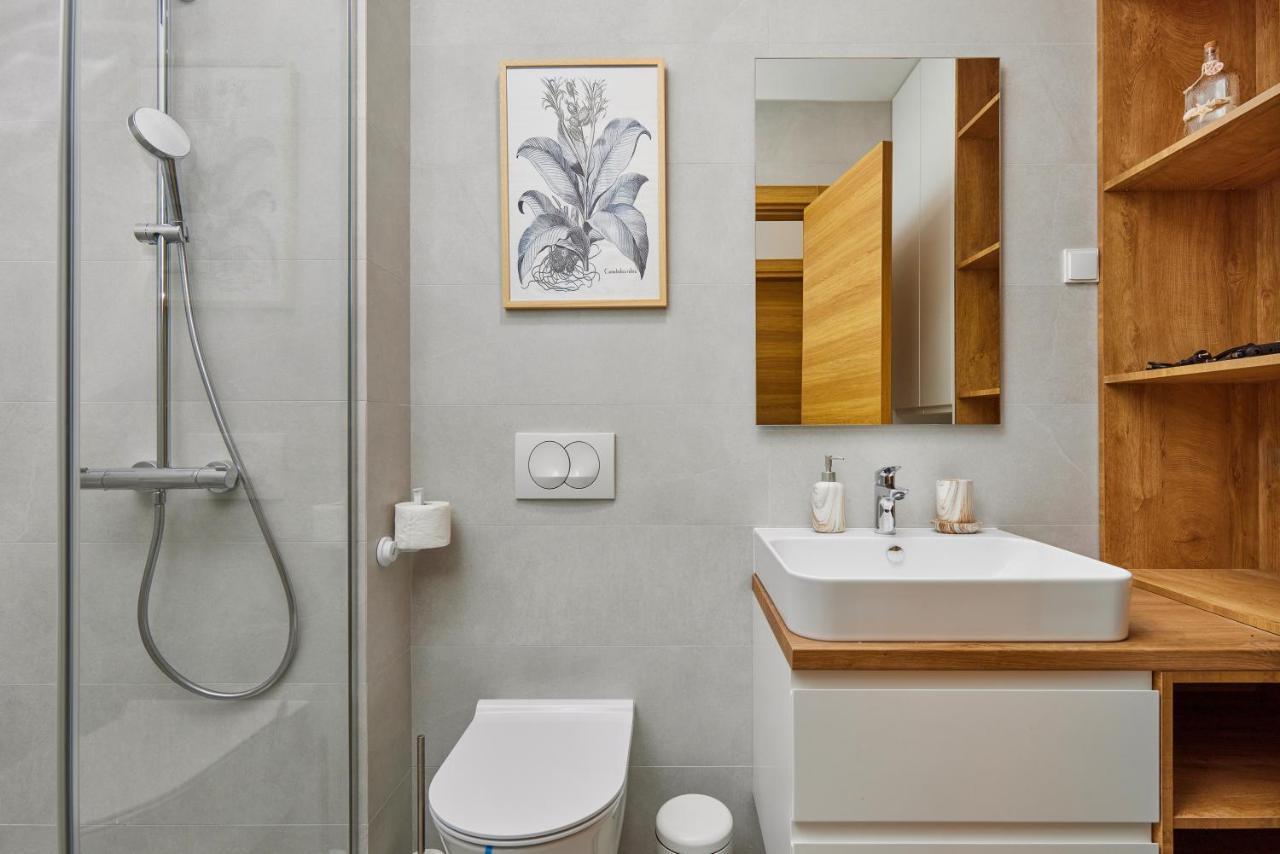 Bjelica Rental Apartments - Nela Apartment Tivat Dış mekan fotoğraf